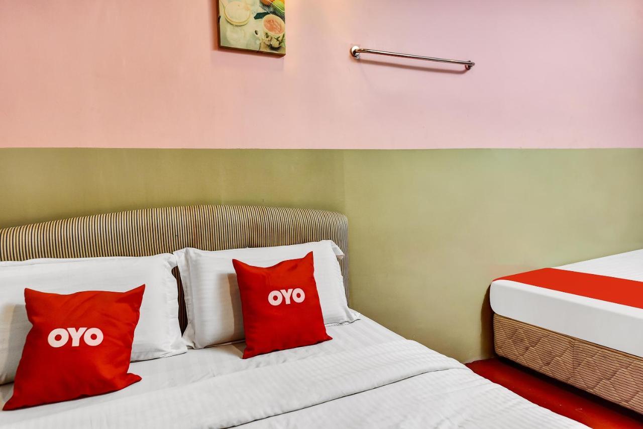 Hotel Bintang カジャン エクステリア 写真